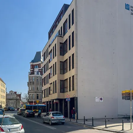 Apartment Bright Wodna Near Old Town By Renters Poznan