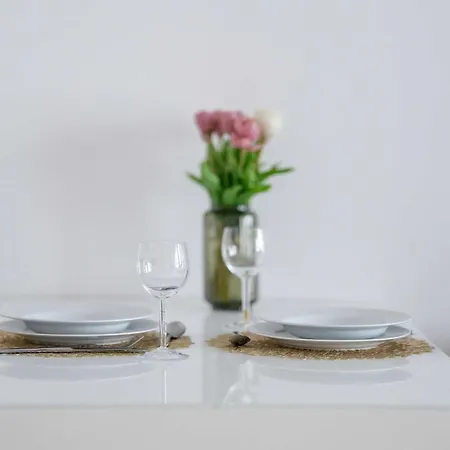 Bright Wodna Near Old Town By Renters Apartamento