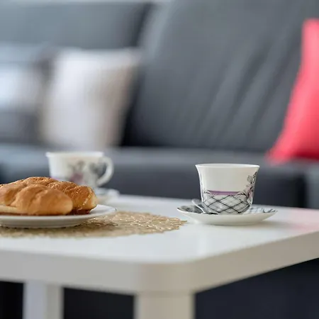 Bright Wodna Near Old Town By Renters Apartamento